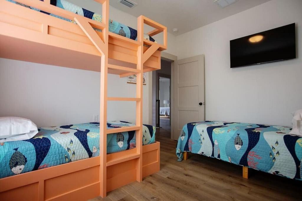 Coral Reef - Brand New Build, Pet Friendly, Private Pool! Sleeps 9! Villa Panama City Beach Eksteriør billede