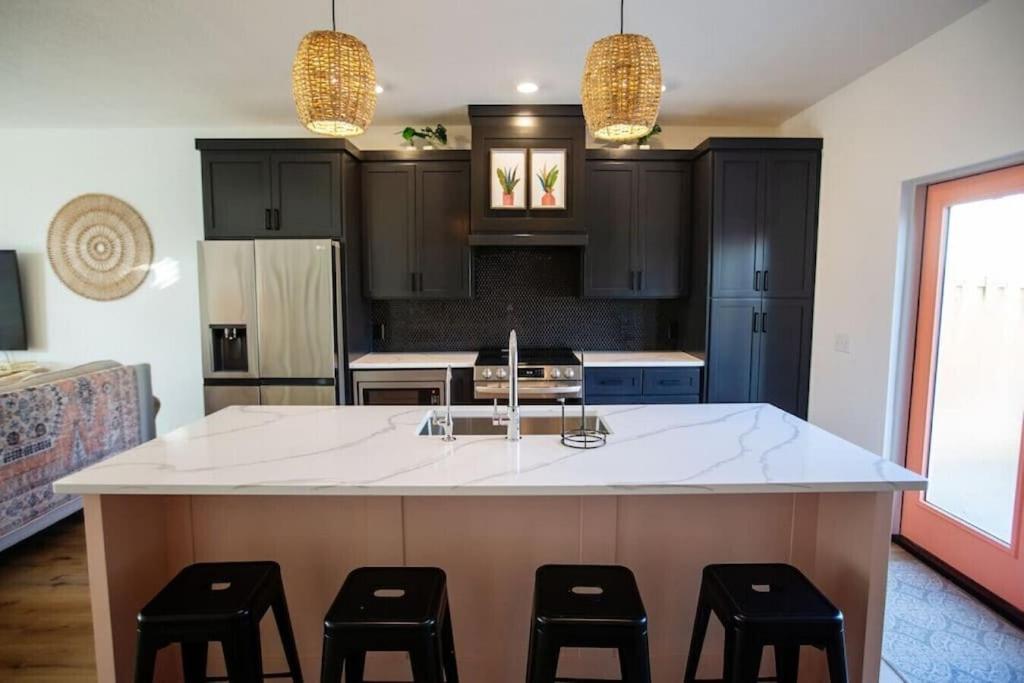 Coral Reef - Brand New Build, Pet Friendly, Private Pool! Sleeps 9! Villa Panama City Beach Eksteriør billede